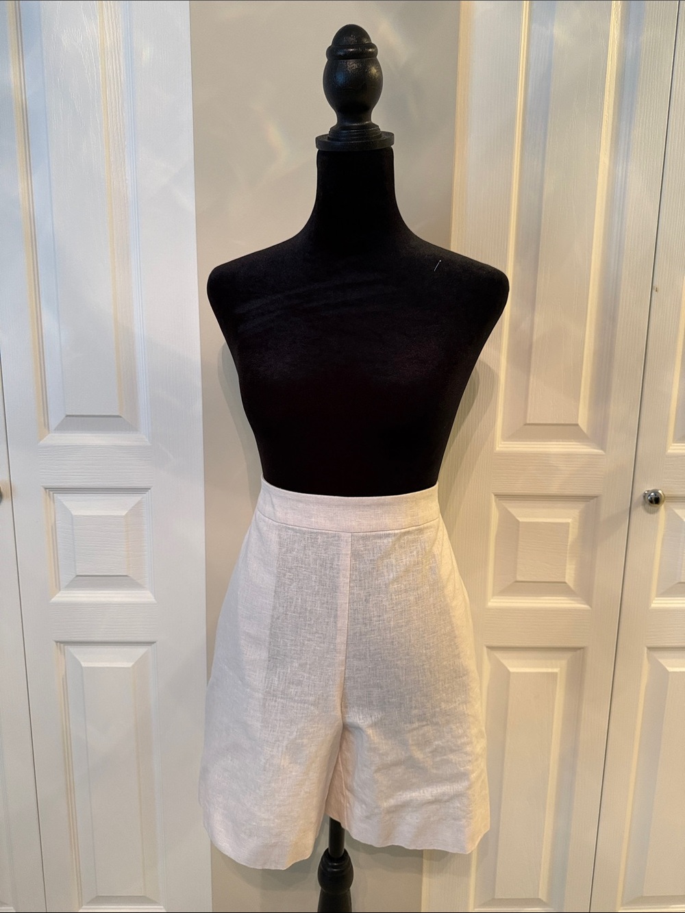 Calvin Klein Cream Linen Bermuda Shorts - Picture 2 of 11
